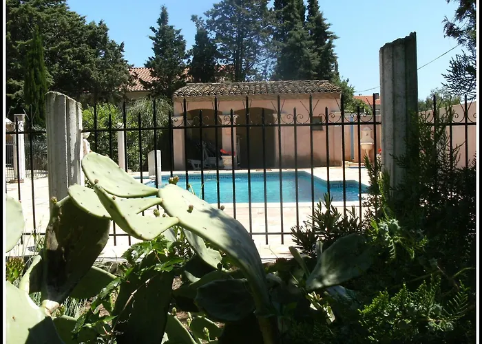 Les Jardins Du Patriarche Hotel
