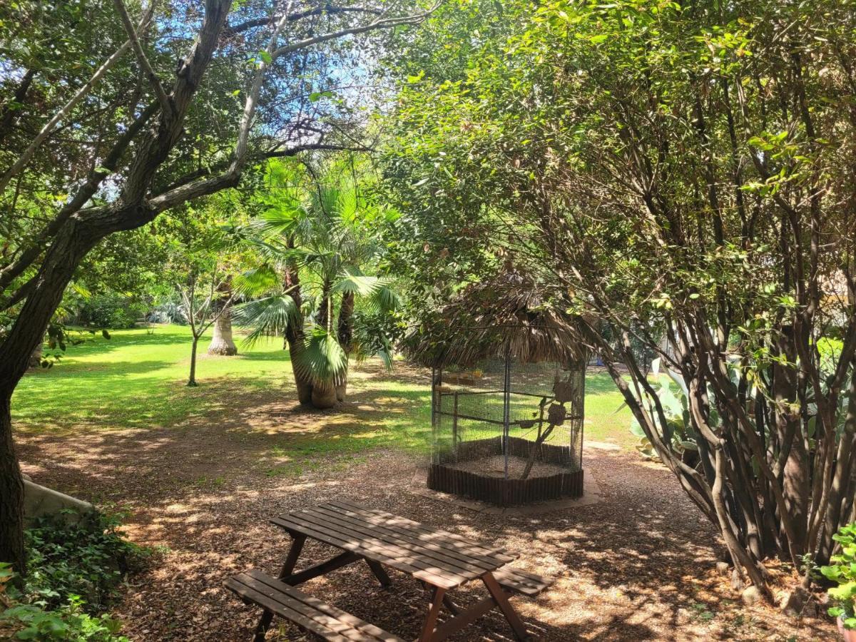 Les Jardins Du Patriarche Hotel 2*